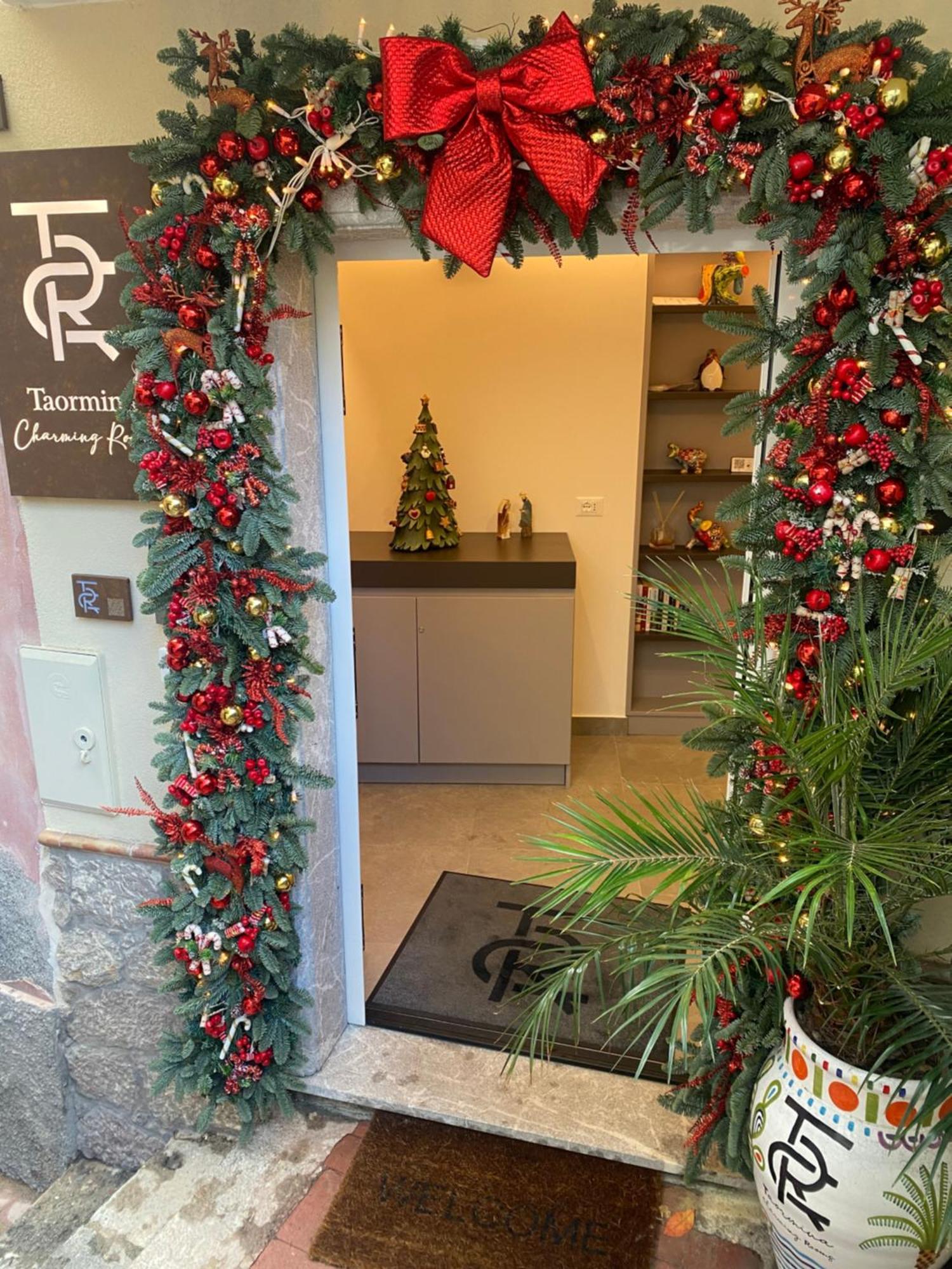 Taormina Charming Rooms Bagian luar foto