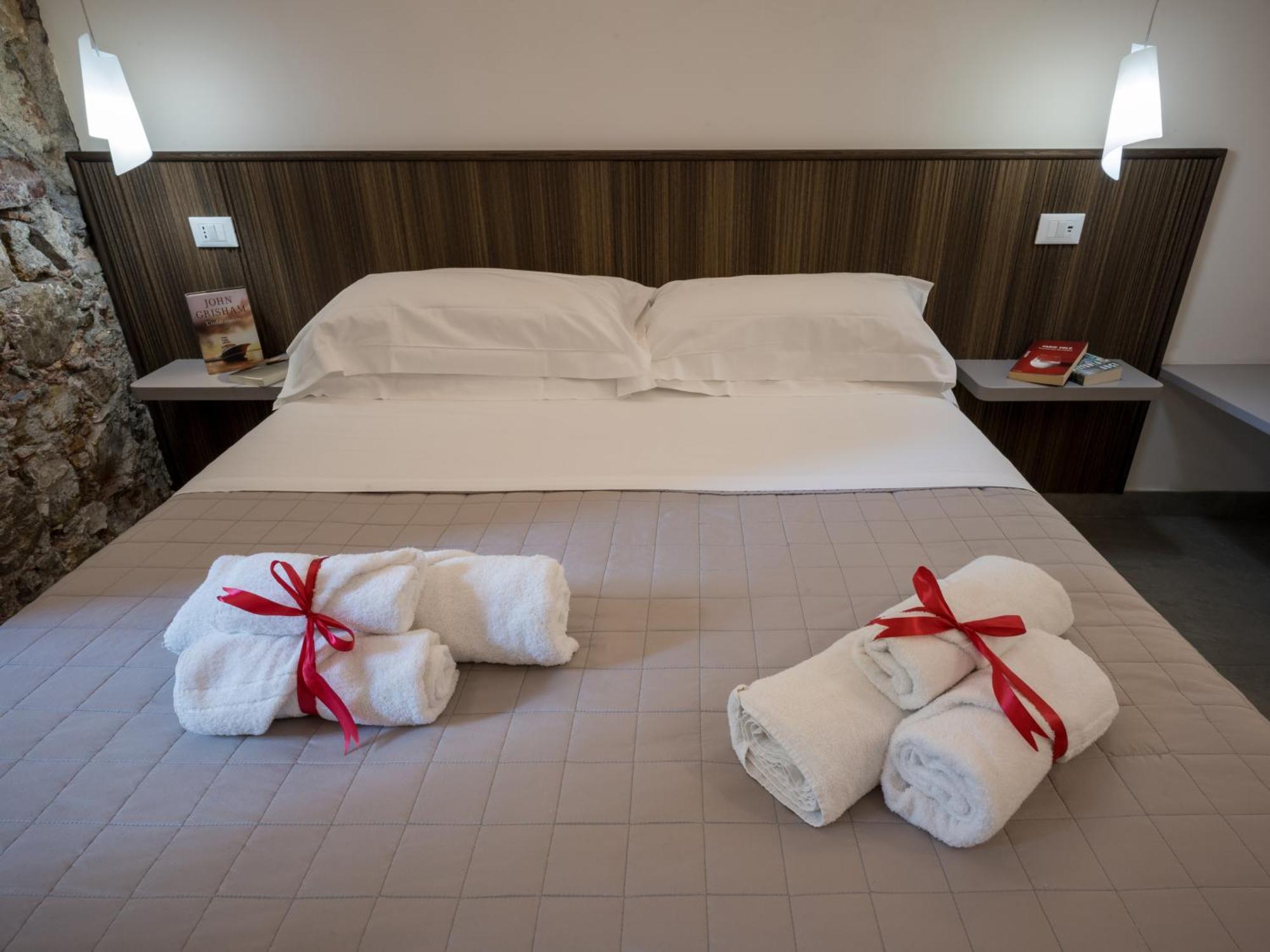 Taormina Charming Rooms Bagian luar foto