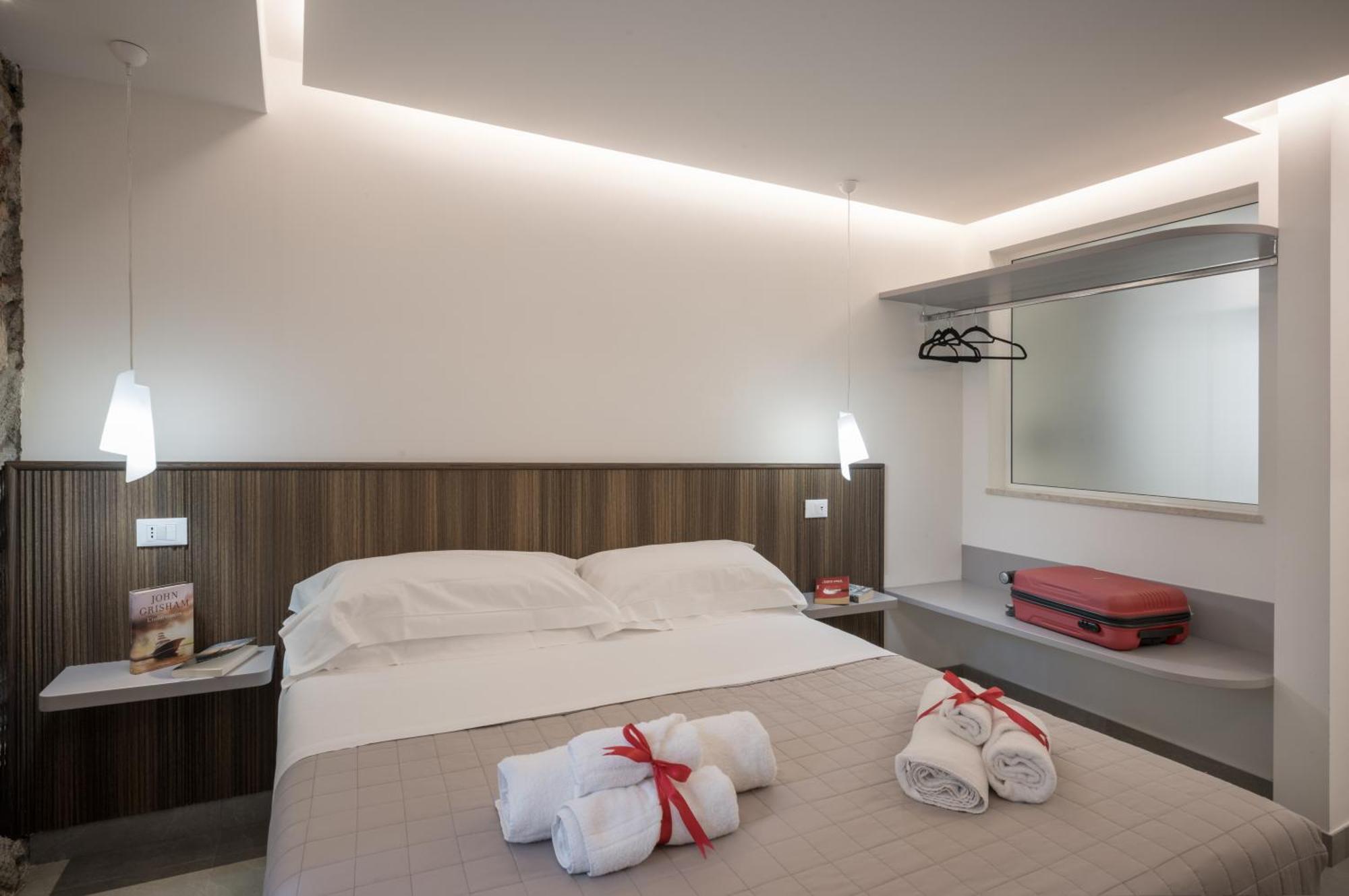 Taormina Charming Rooms Bagian luar foto